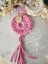 Φορτώστε την φωτογραφία στην συλλογή που προβάλλεται , Μπομπονιέρα πλεκτή crochet ροζ με κωνσταντινάτο
